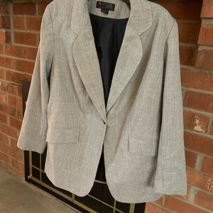 Black and grey woman’s Blazer